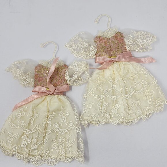 Victorian Style Dress Ornament Set of 6 Decorative Fan Christmas Decor - Picture 8 of 11